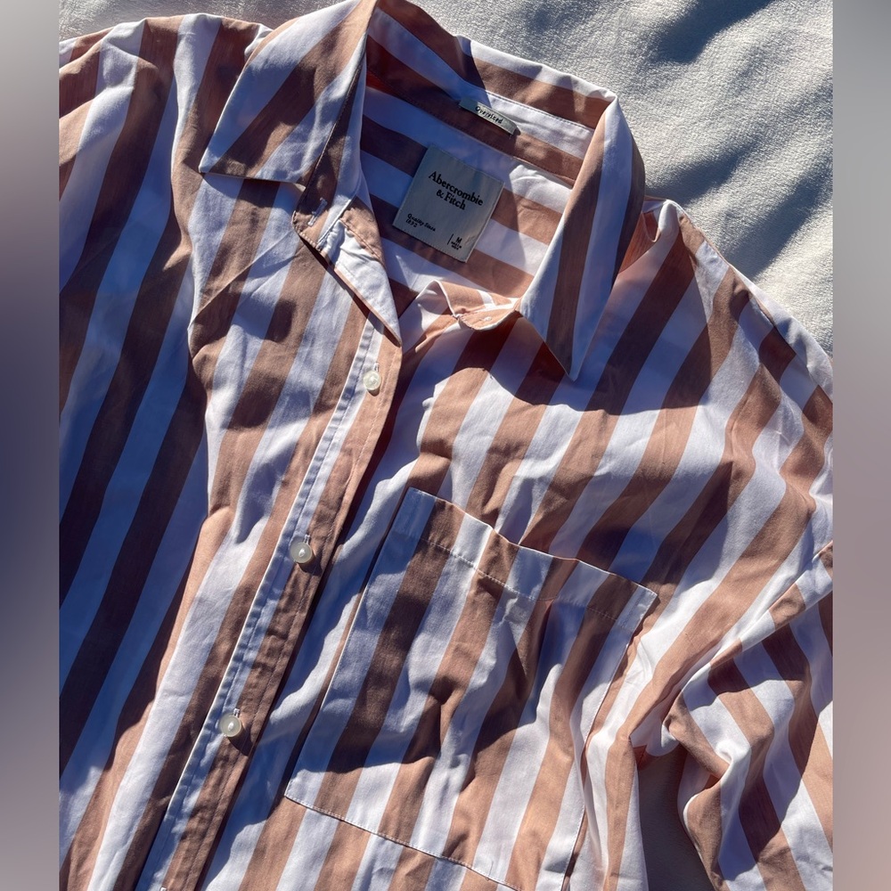 Abercrombie & Fitch Tan and White Striped Preppy Button Down Oversized Shirt